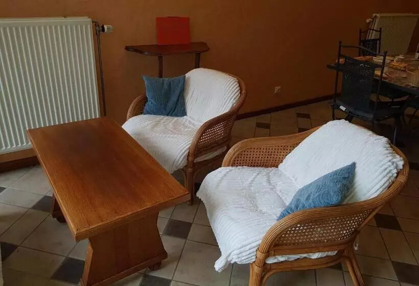 Majatalo La Source D Arimont