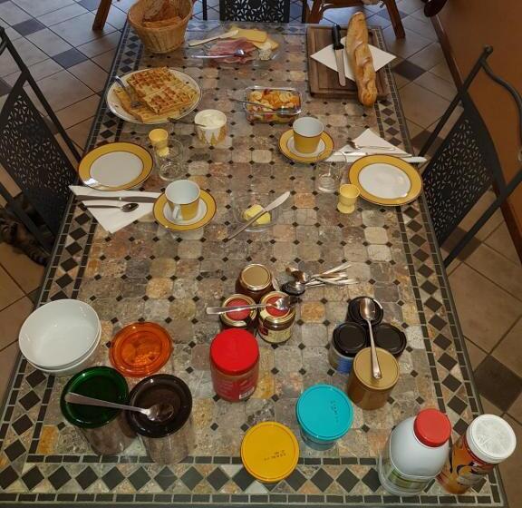 پانسیون La Source D Arimont