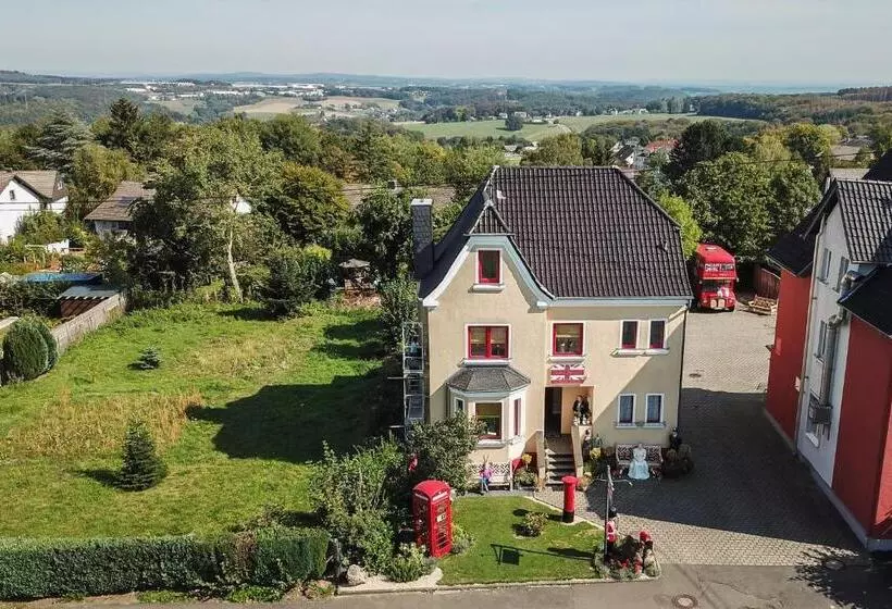 The Little Britain Inn Themed Hotel One Of A Kind In Europe