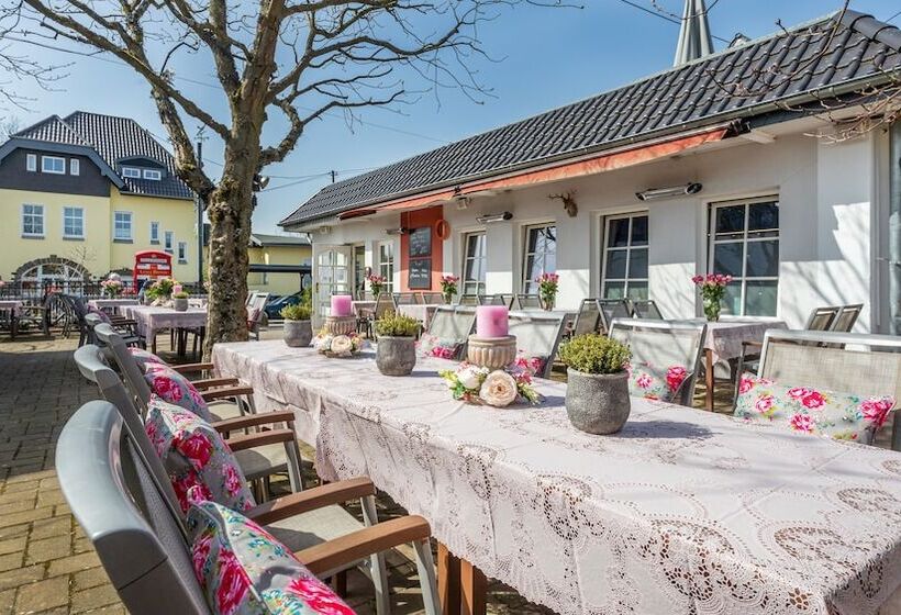 The Little Britain Inn Themed Hotel One Of A Kind In Europe