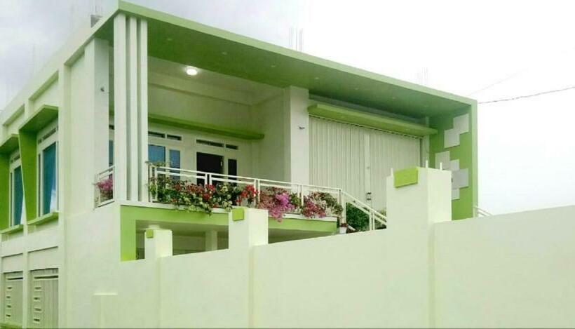 ユースホステル Penginapan Dzaky Sungai Penuh  Penginapan Syariah