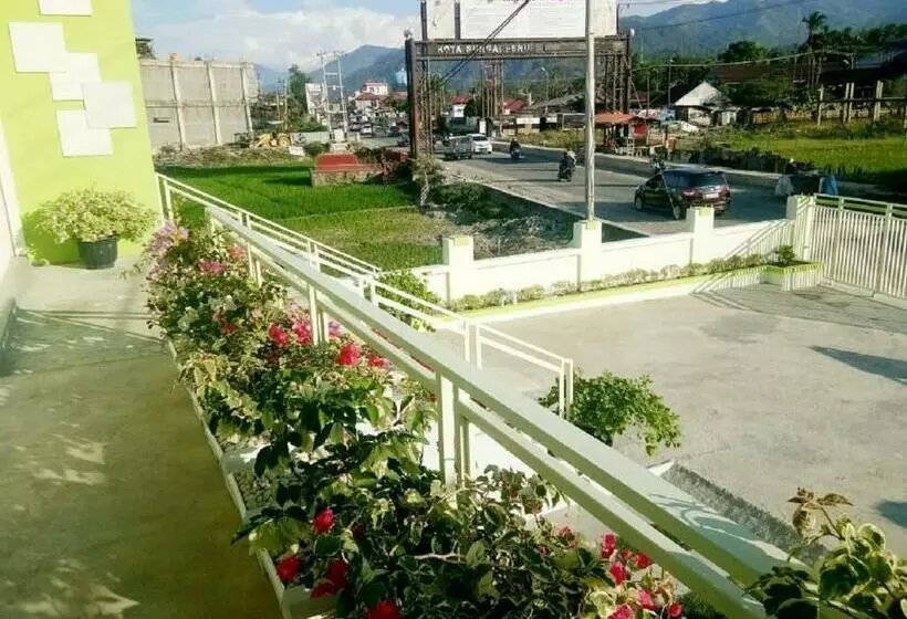 ユースホステル Penginapan Dzaky Sungai Penuh  Penginapan Syariah