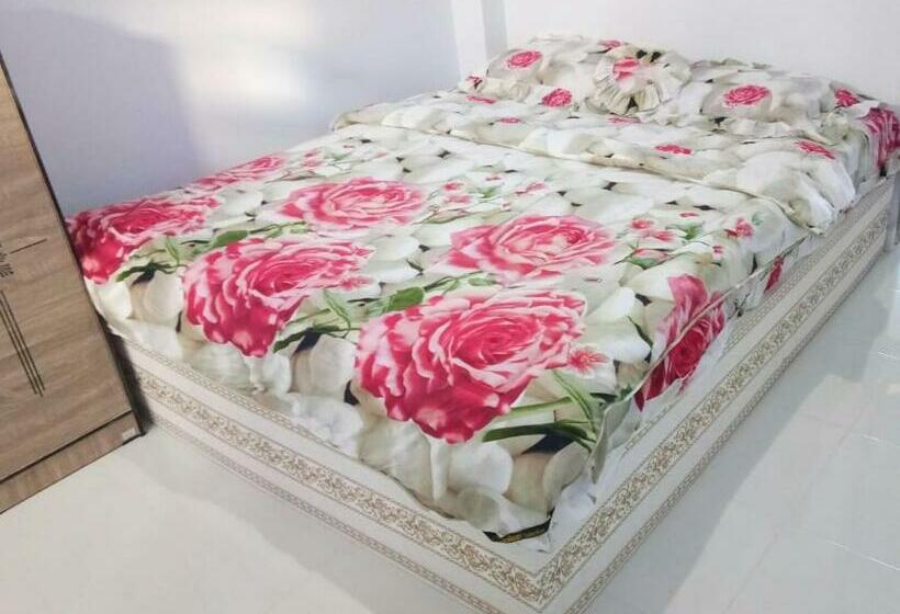 ユースホステル Penginapan Dzaky Sungai Penuh  Penginapan Syariah