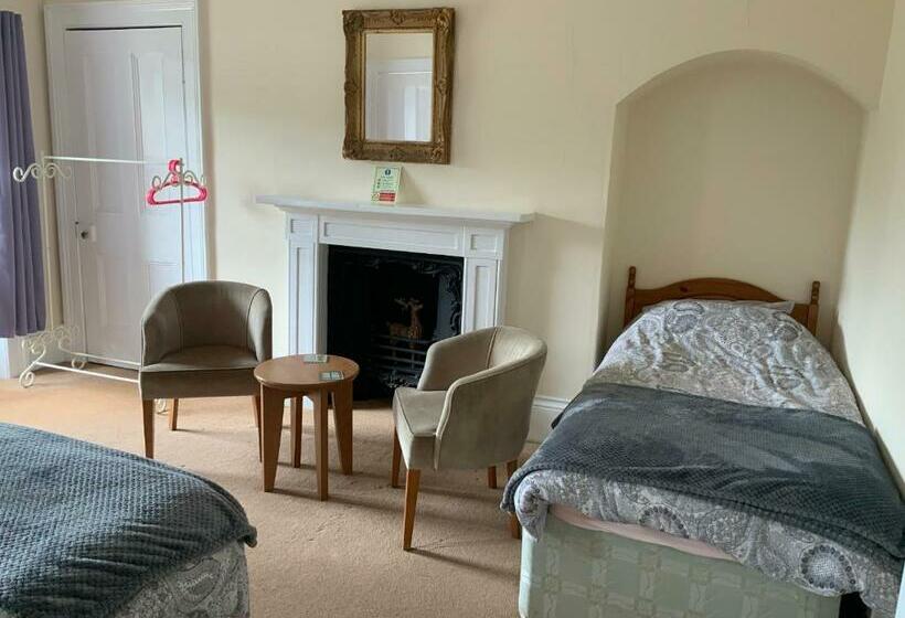 Old Gloucester Road Farm Bed And Breakfast