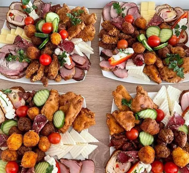 Majatalo Conacul Lupilor