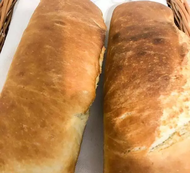 Majatalo Conacul Lupilor