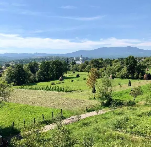 Majatalo Conacul Lupilor