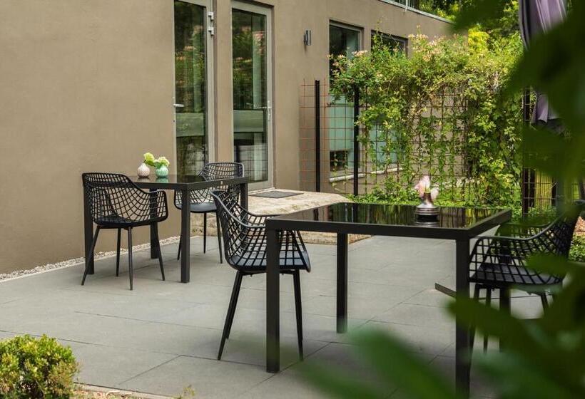 Bed & Breakfast Nummer5