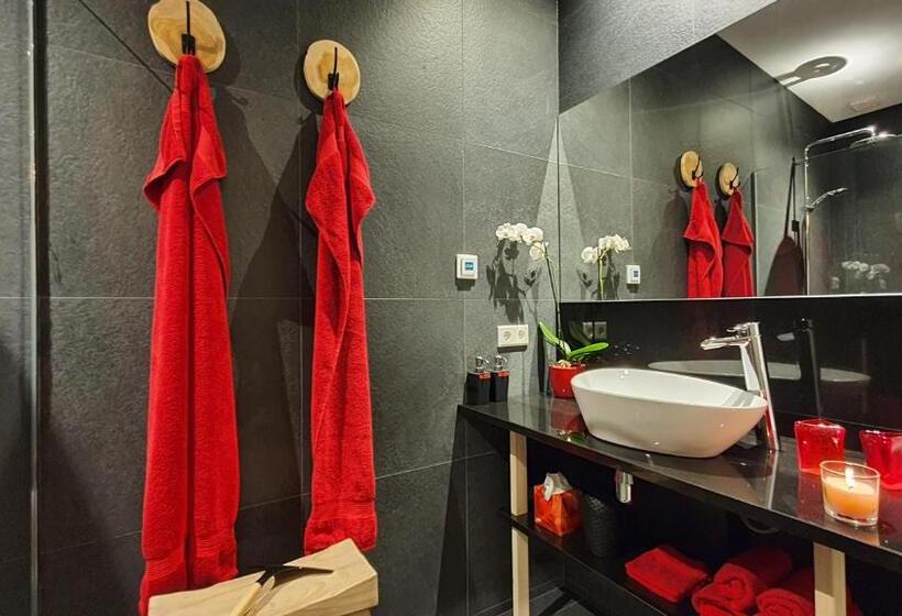 Downtown Hideaway, B&b Grand Deluxe