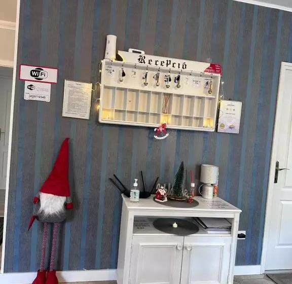 ペンション Jager Guesthouse