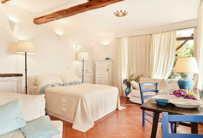 פנסיון Karamare