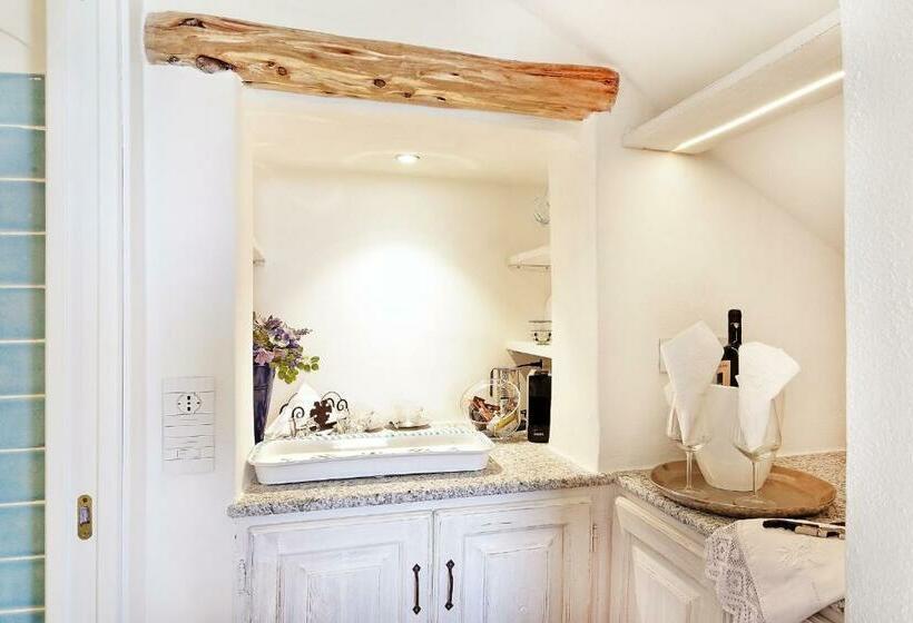 פנסיון Karamare