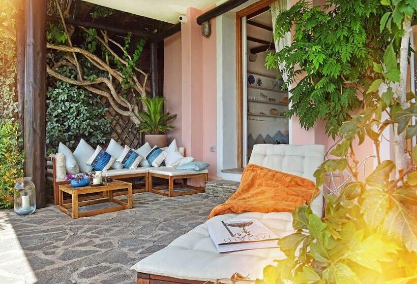 פנסיון Karamare