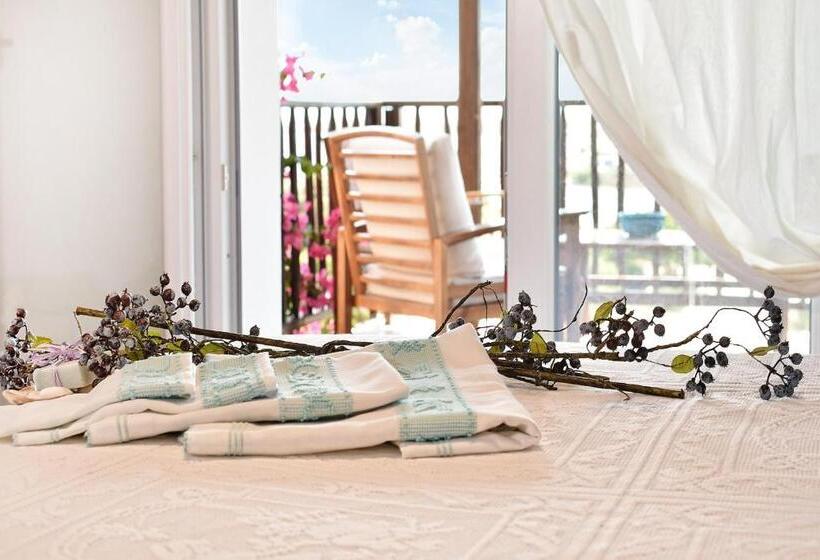 פנסיון Karamare