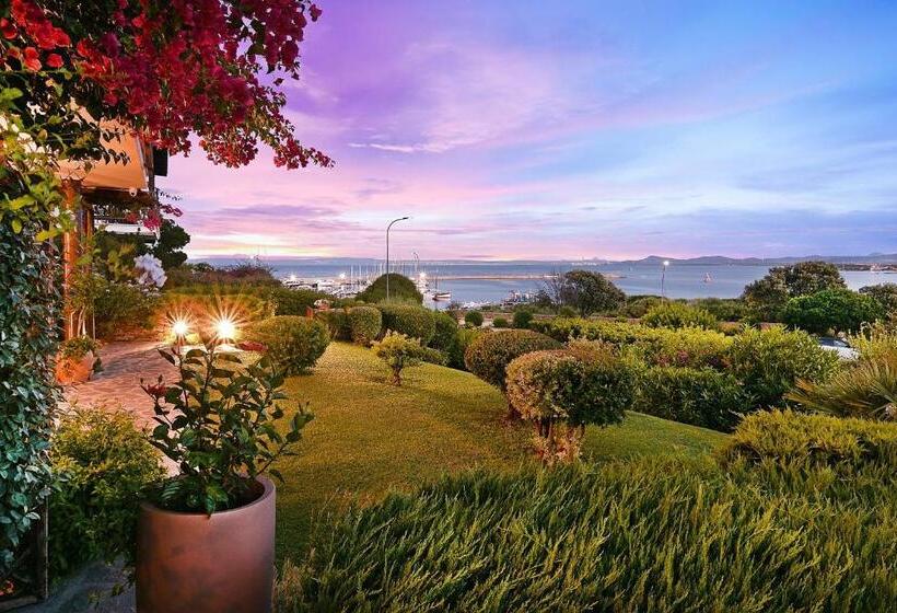 פנסיון Karamare