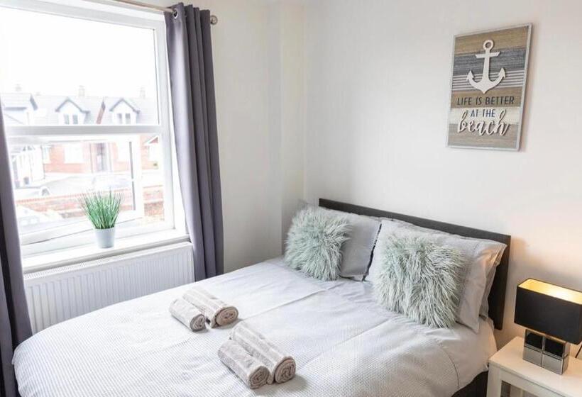 Pensjonat Megs Island Guest House