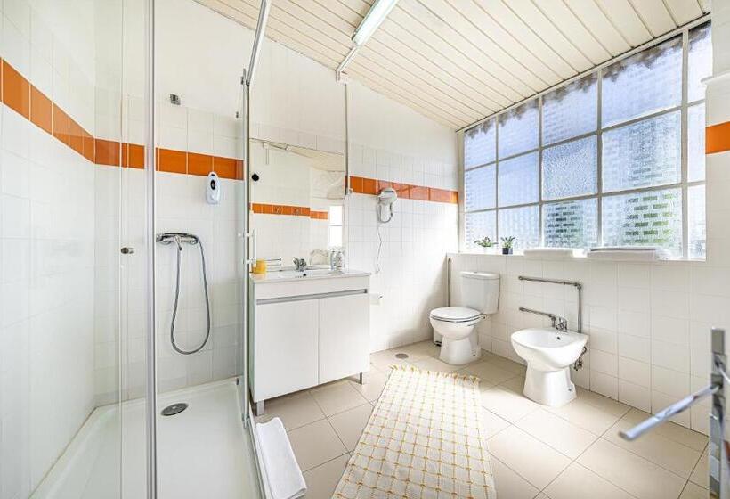 هاستل Dona Amélia