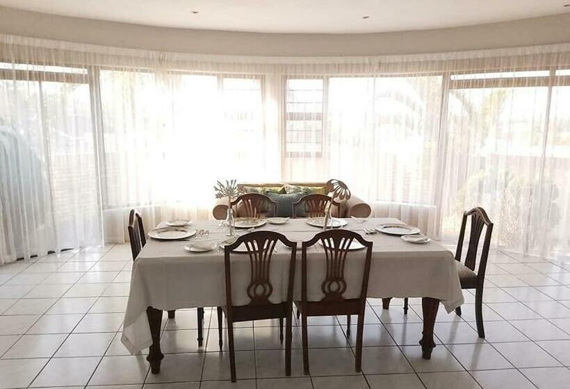 ベッドアンドブレックファースト Mcjannet Place