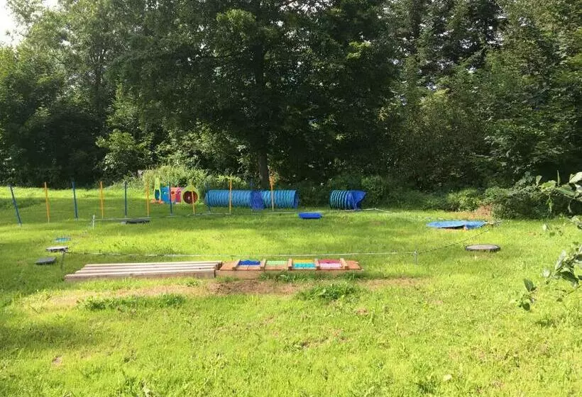 Aamiaismajoitus (B&B) Naturforsthaus Gartenblick Für Hunde Und Naturverbundene Menschen