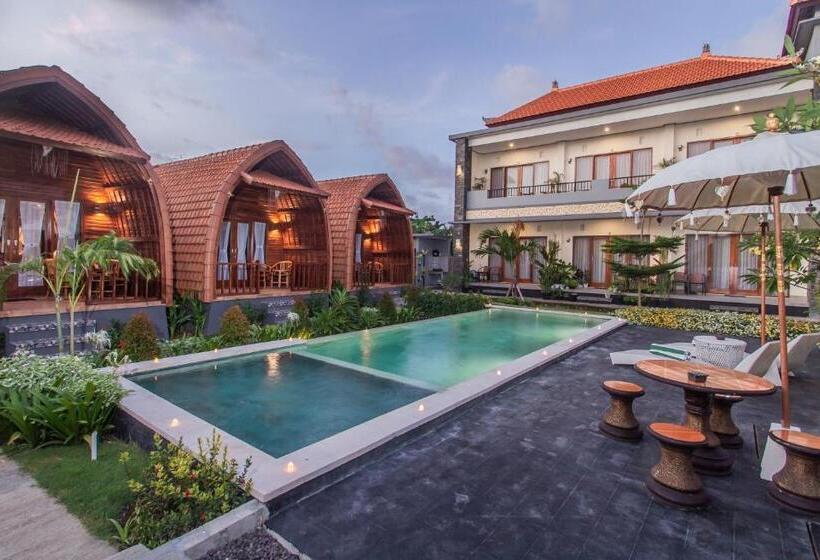 فندق Mailaku House