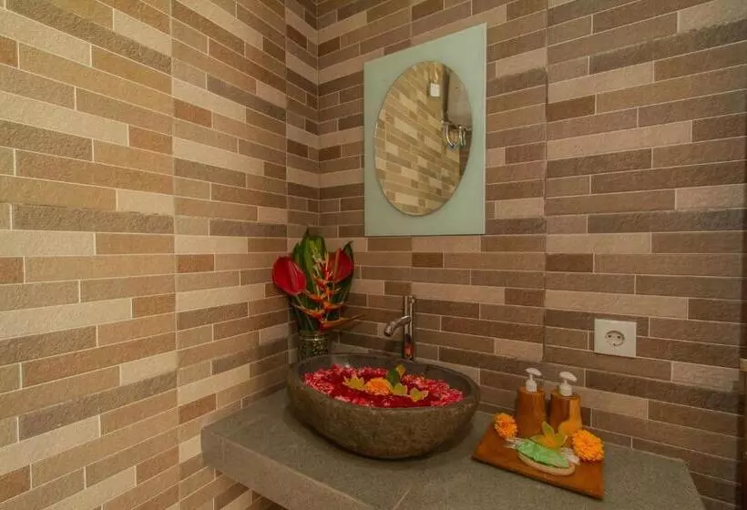 ホテル Mailaku House