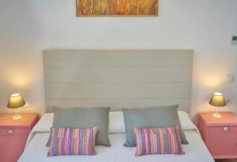 ホテル Vila Alaró Ti