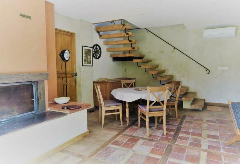 پانسیون La Caumontoise