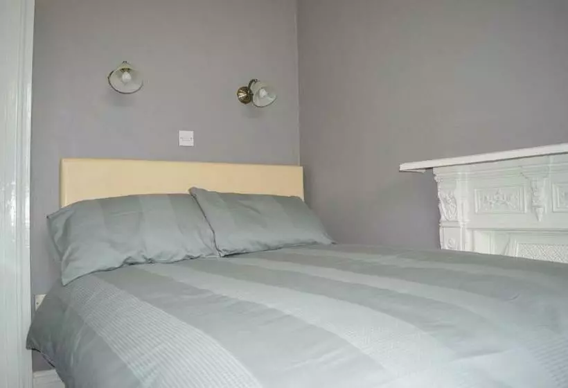 ペンション Maid Of Erin Guesthouse