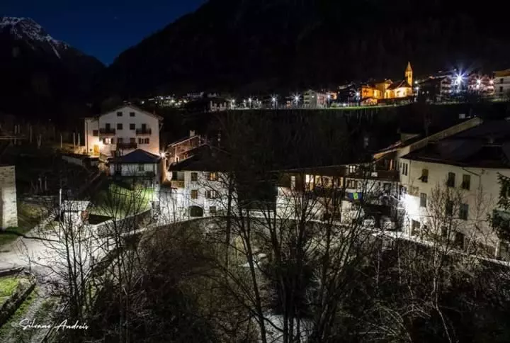 Aamiaismajoitus (B&B) Alla Curva Di Elia Manzoni