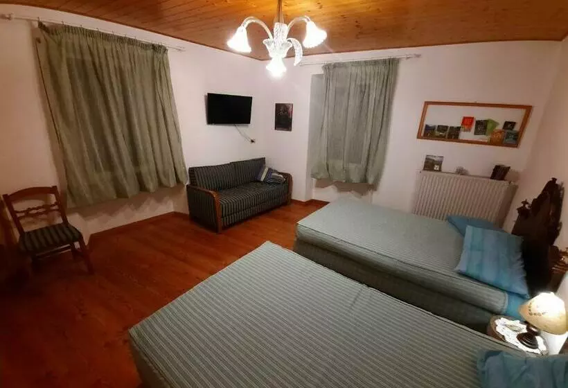 Aamiaismajoitus (B&B) Alla Curva Di Elia Manzoni