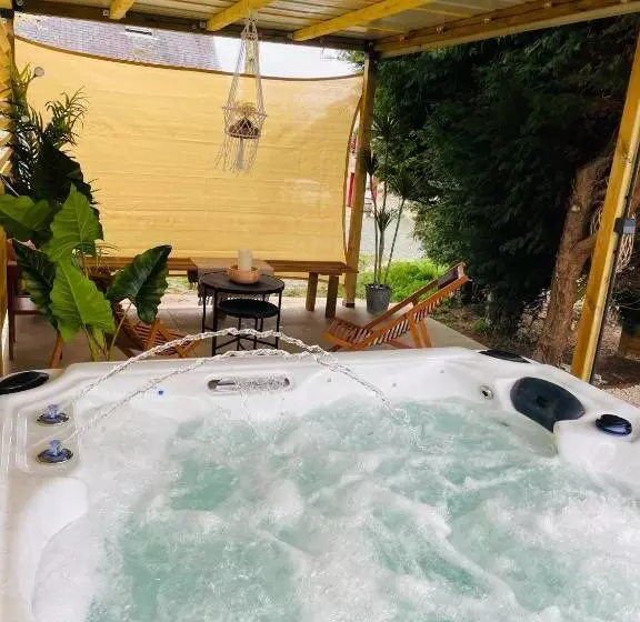 Aamiaismajoitus (B&B) Duguesclin Entre Dinan Et Plages