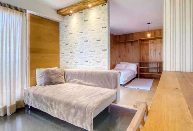 ベッドアンドブレックファースト Family Suite With Garden And Amaizing View To Lugano