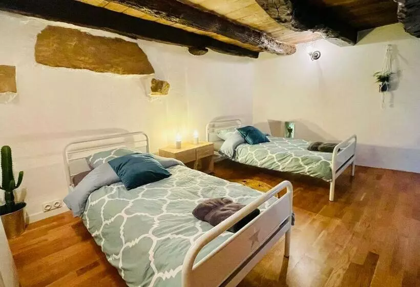 Aamiaismajoitus (B&B) Duguesclin Entre Dinan Et Plages