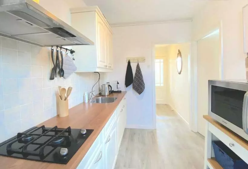 Aamiaismajoitus (B&B) Who S Anton For You Or Two, Monnickendam Near Amsterdam