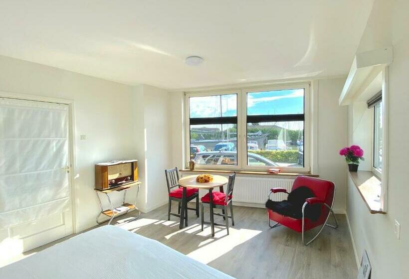 مبيت وإفطار Who S Anton For You Or Two, Monnickendam Near Amsterdam