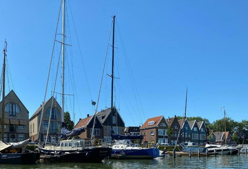 مبيت وإفطار Who S Anton For You Or Two, Monnickendam Near Amsterdam