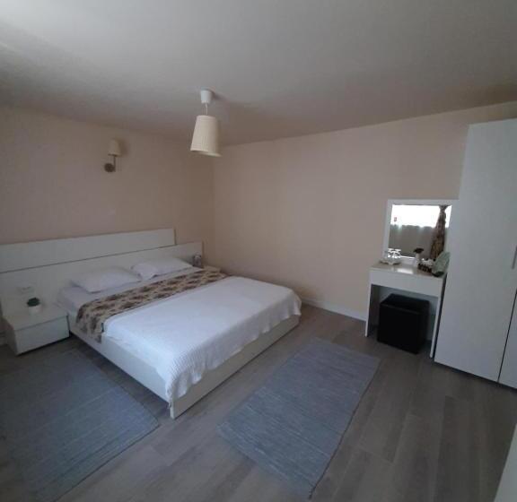 پانسیون Casa Flamingo