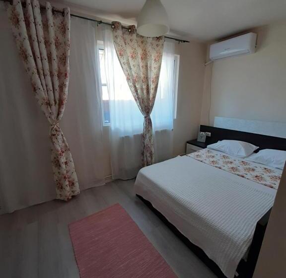 پانسیون Casa Flamingo