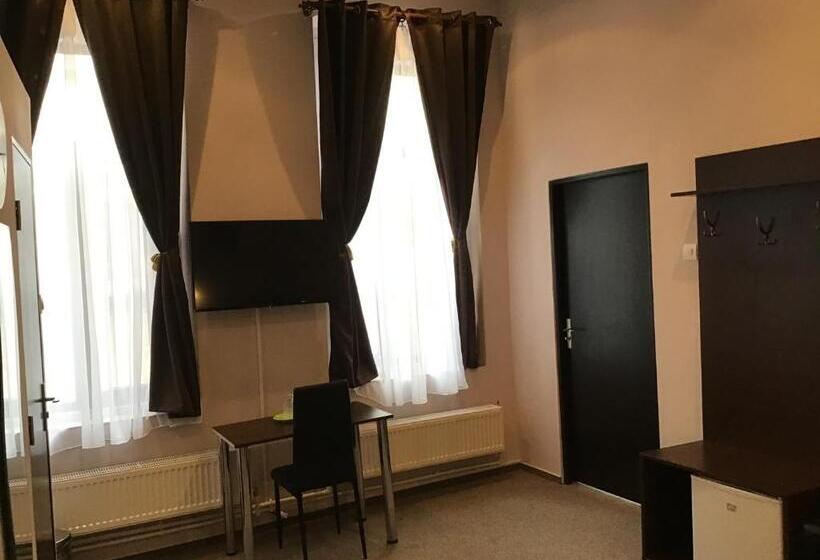 پانسیون Casa Ida 1896