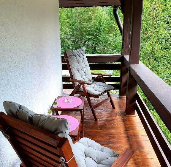 膳宿费 Laura Villa