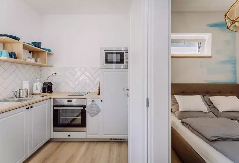 پانسیون Nádas Center Home Badacsony