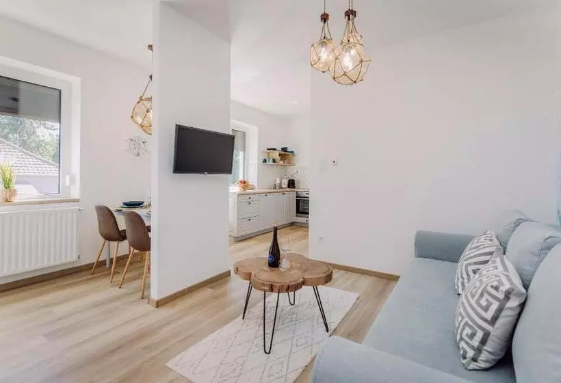 پانسیون Nádas Center Home Badacsony