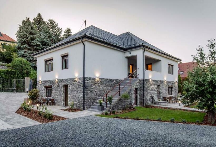 פנסיון Nádas Center Home Badacsony