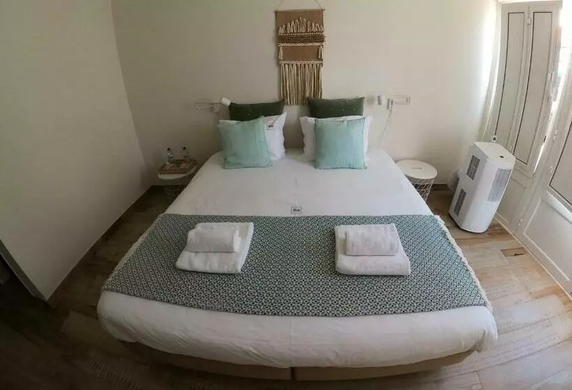 Majatalo Pé Na Areia, Alojamento Local