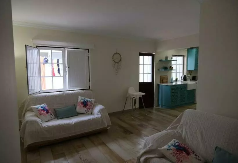 Majatalo Pé Na Areia, Alojamento Local