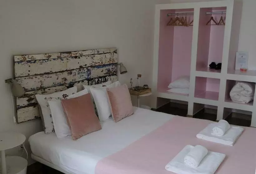 Majatalo Pé Na Areia, Alojamento Local