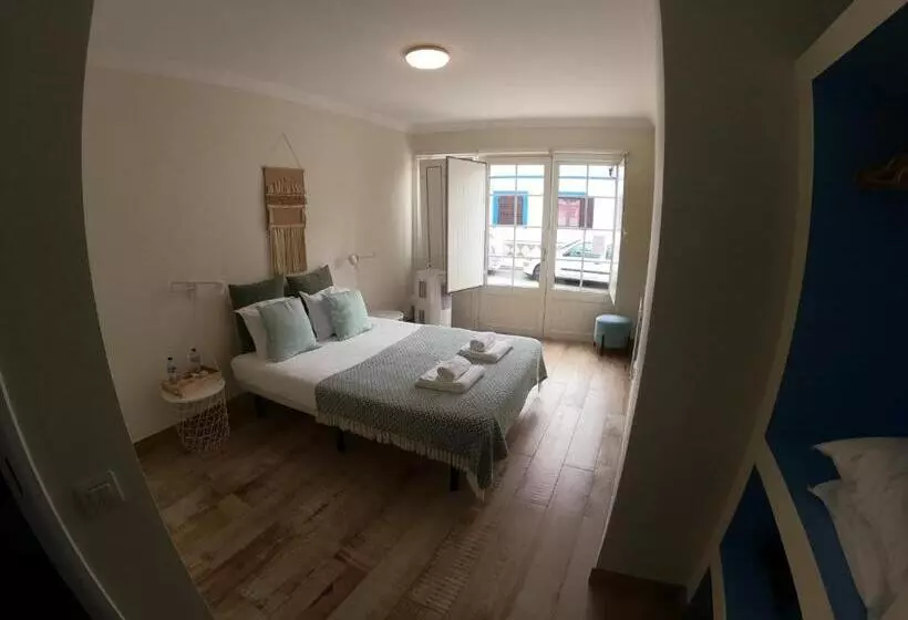 Majatalo Pé Na Areia, Alojamento Local