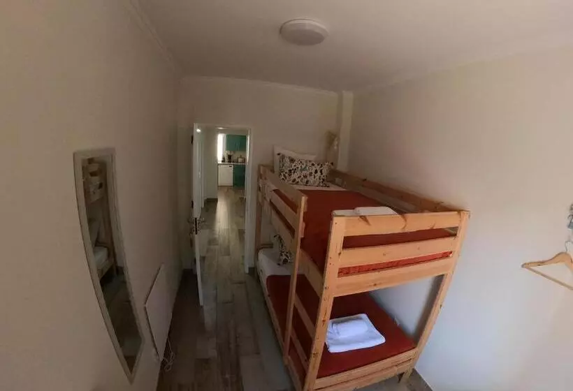 Majatalo Pé Na Areia, Alojamento Local