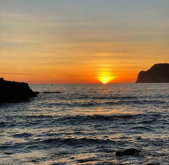 هاستل Hostal Villa Senese