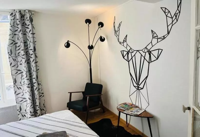 Aamiaismajoitus (B&B) Chez Mimie Les Hôtes